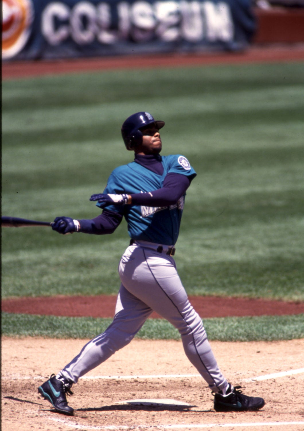 Griffey Jr. hits final home run in Kingdome history Baseball Hall of Fame